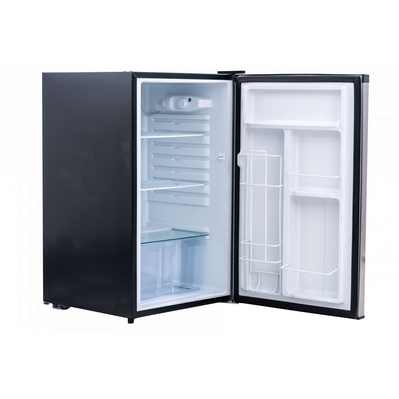 Sort kjøleskap fra Bull til utendørsbruk