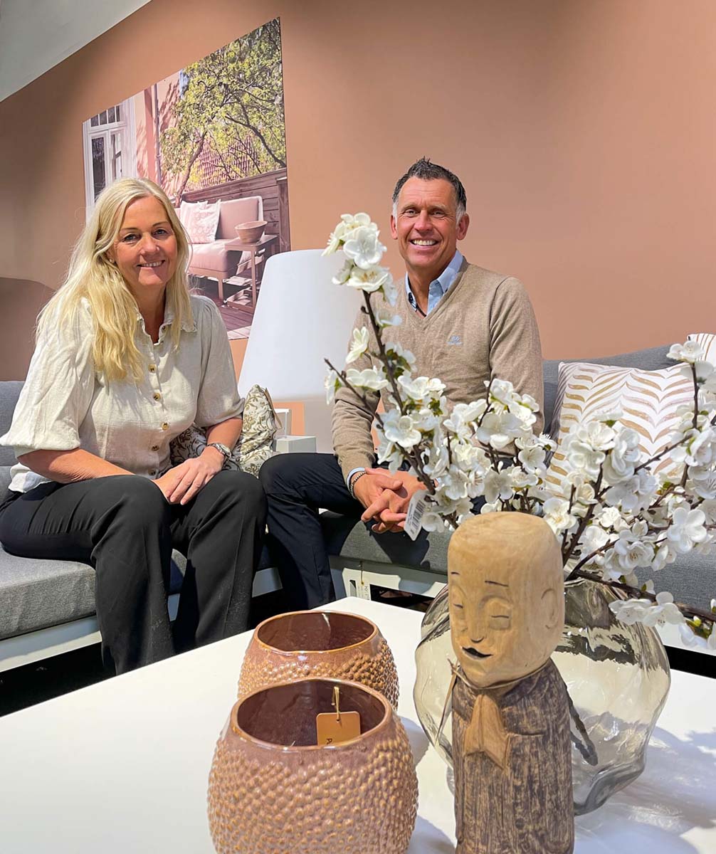 Marianne og Kjetil Aanerød i Fine Design hagemøbler på Rud i Bærum