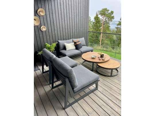 Gardenart sofagruppe med en toseter og to stoler i sort aluminium