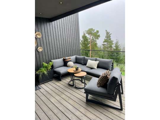 Gardenart liten hjørnesofa med stol i sort aluminium med flott design